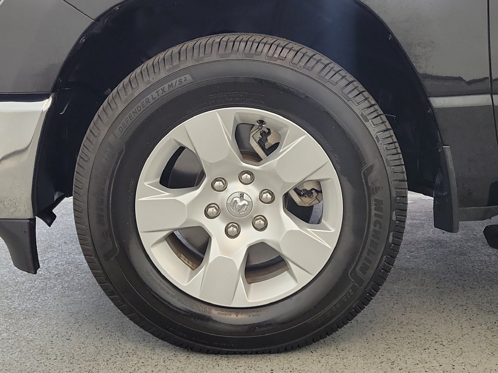 Used 2021 RAM 1500 Big Horn RWD image 9