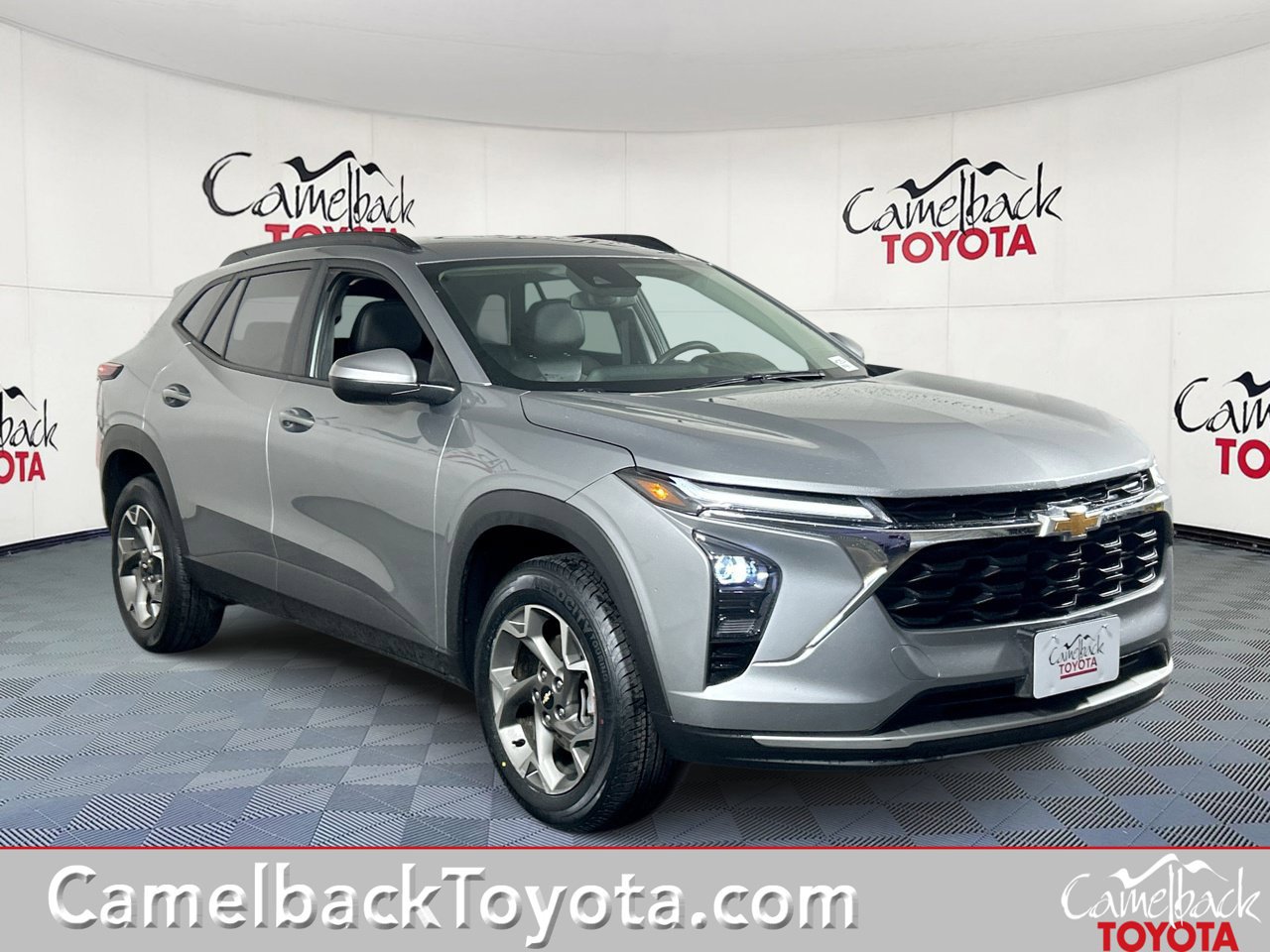 Used 2025 Chevrolet Trax LT