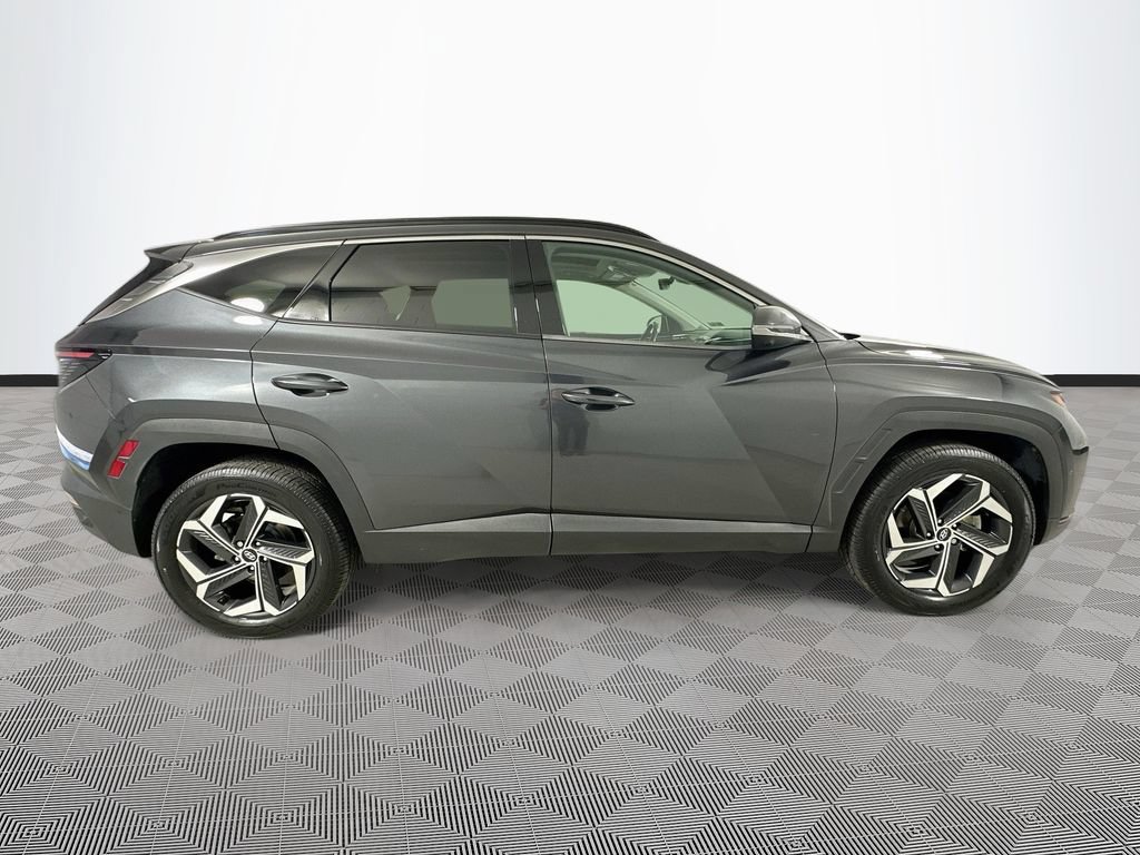 Used 2022 Hyundai Tucson Limited w/ Cargo Package AWD/4WD image 8