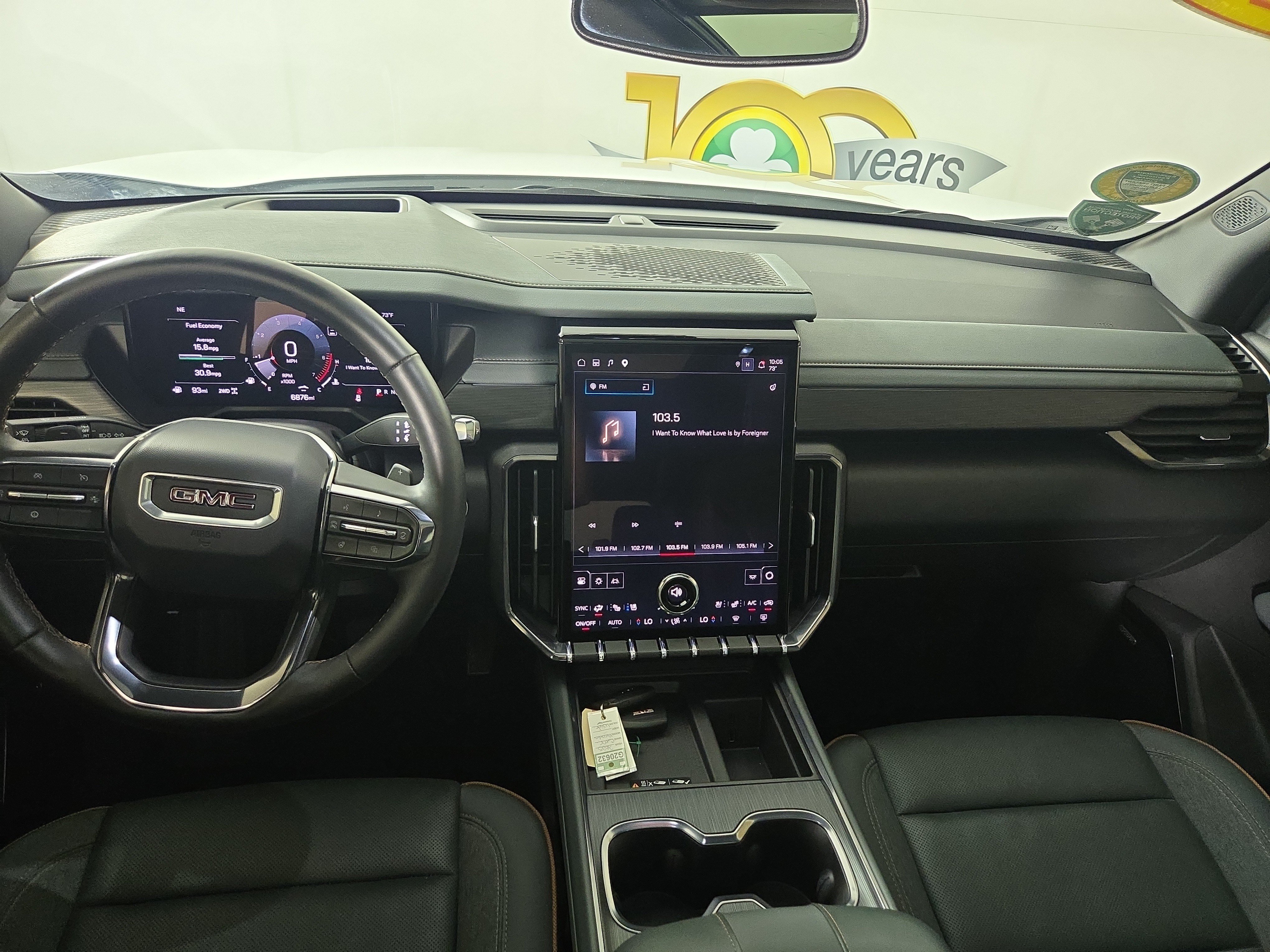 Used 2025 GMC Acadia AT4 w/ Luxury Package AWD/4WD image 14