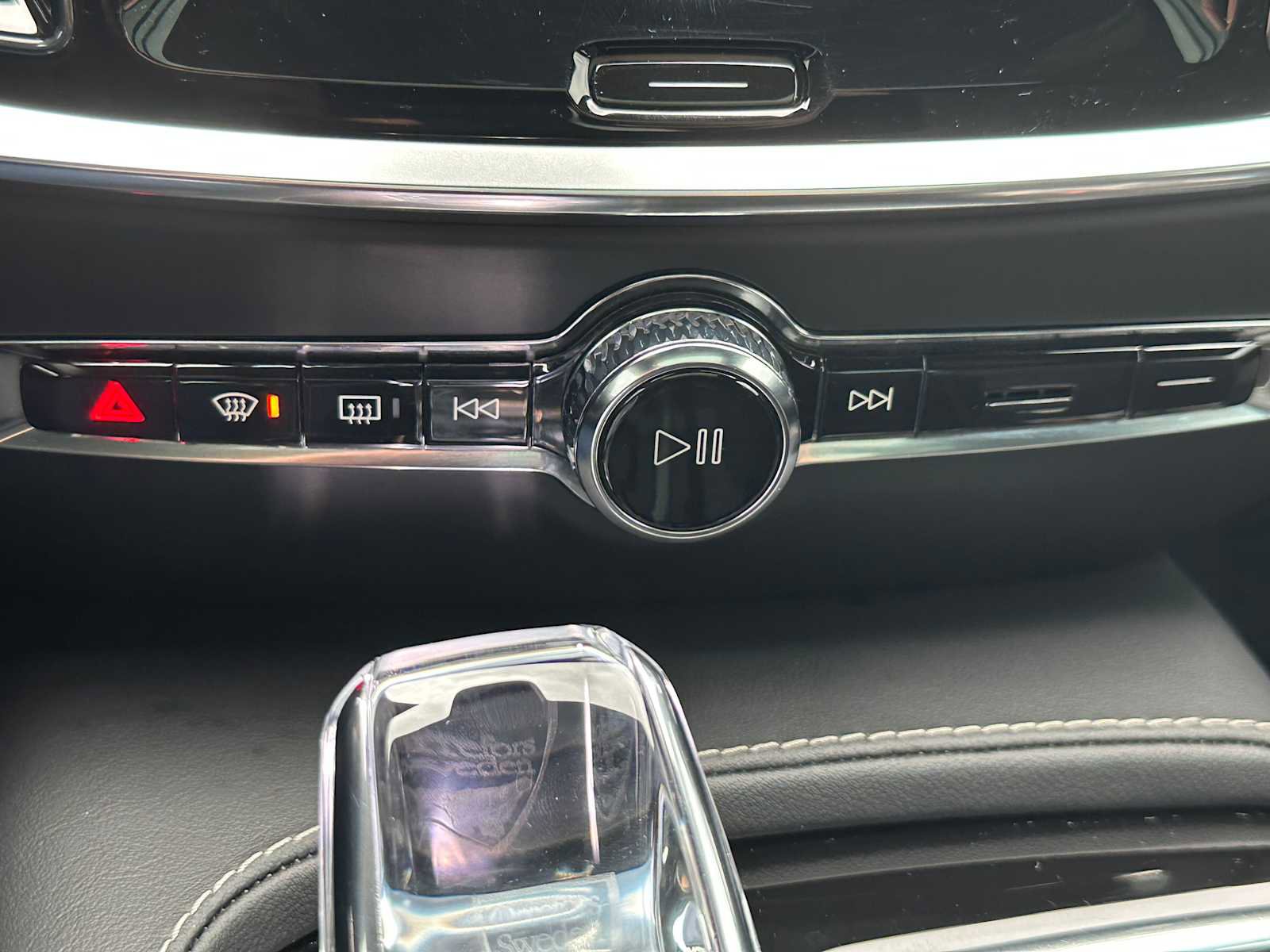 Certified 2024 Volvo V60 T8 Polestar image 37