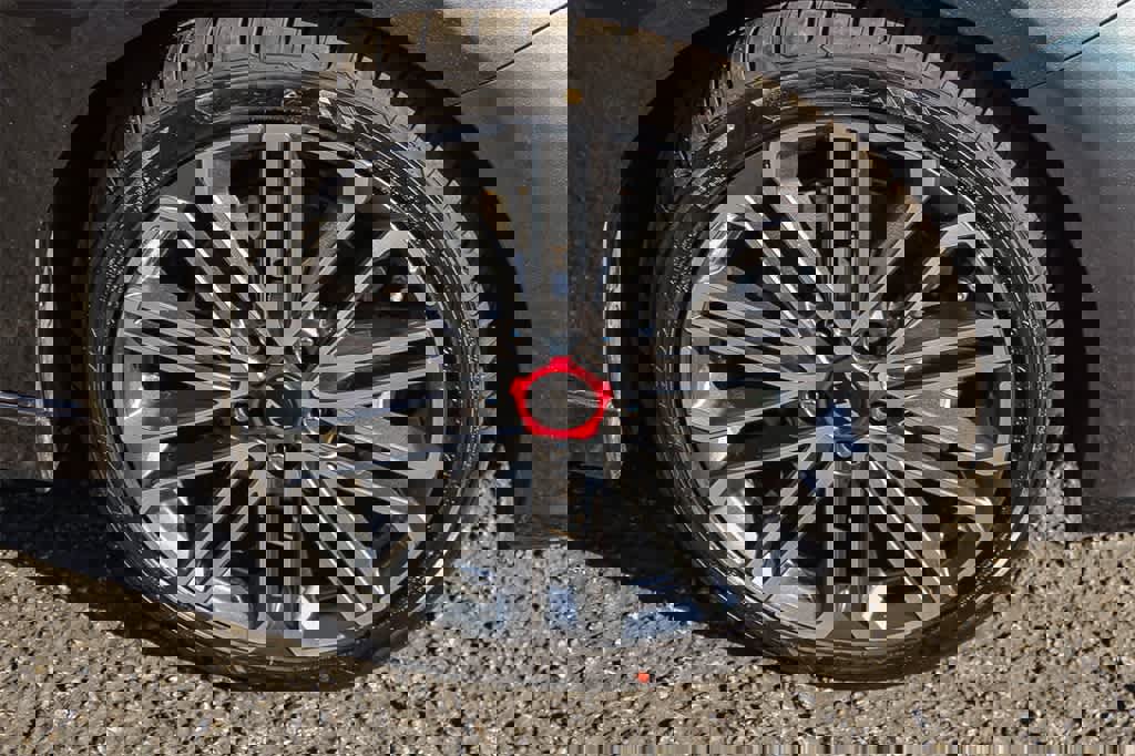 Used 2023 Kia Forte GT image 14