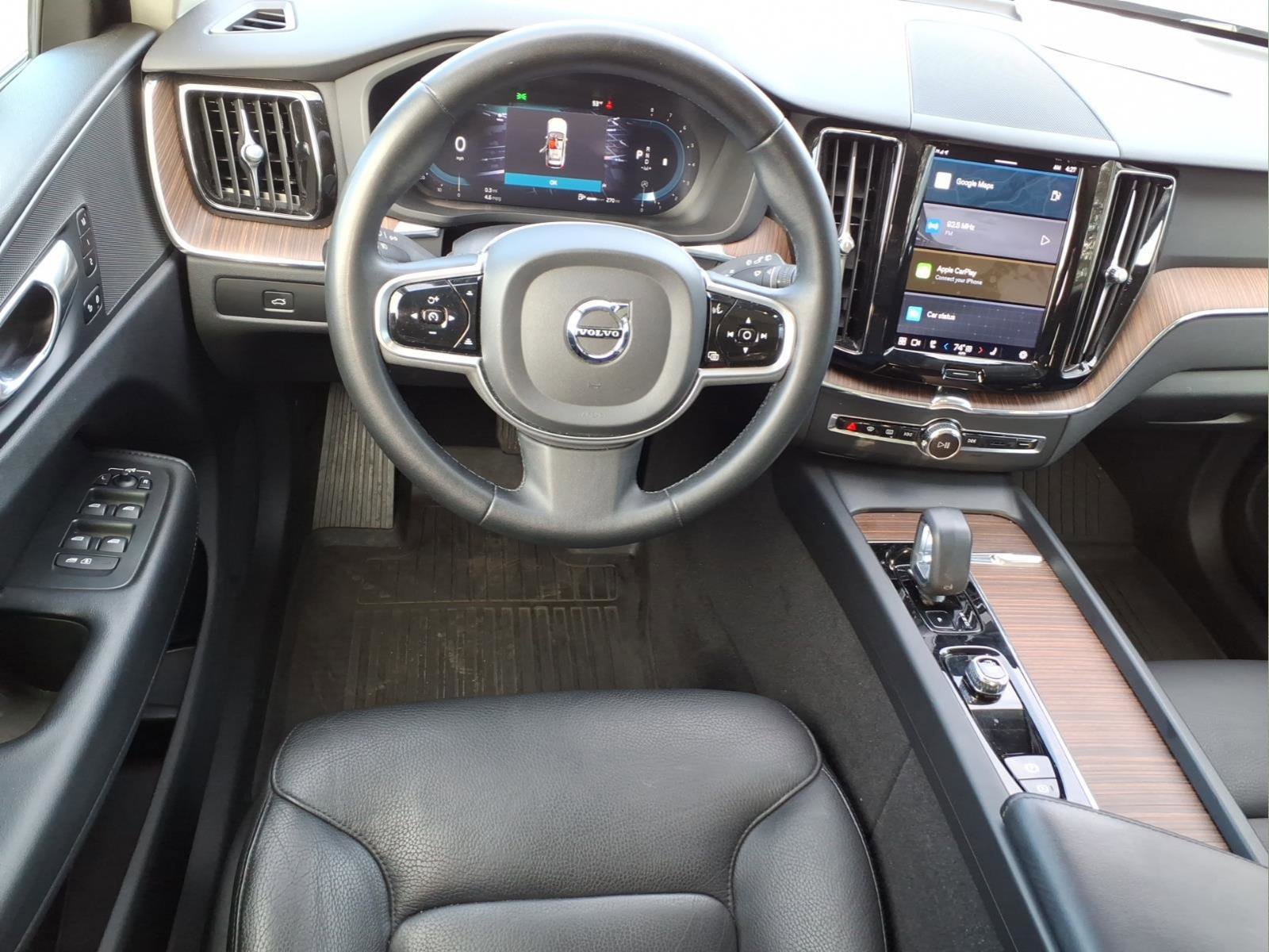 Used 2023 Volvo XC60 B5 Plus w/ Climate Package image 13