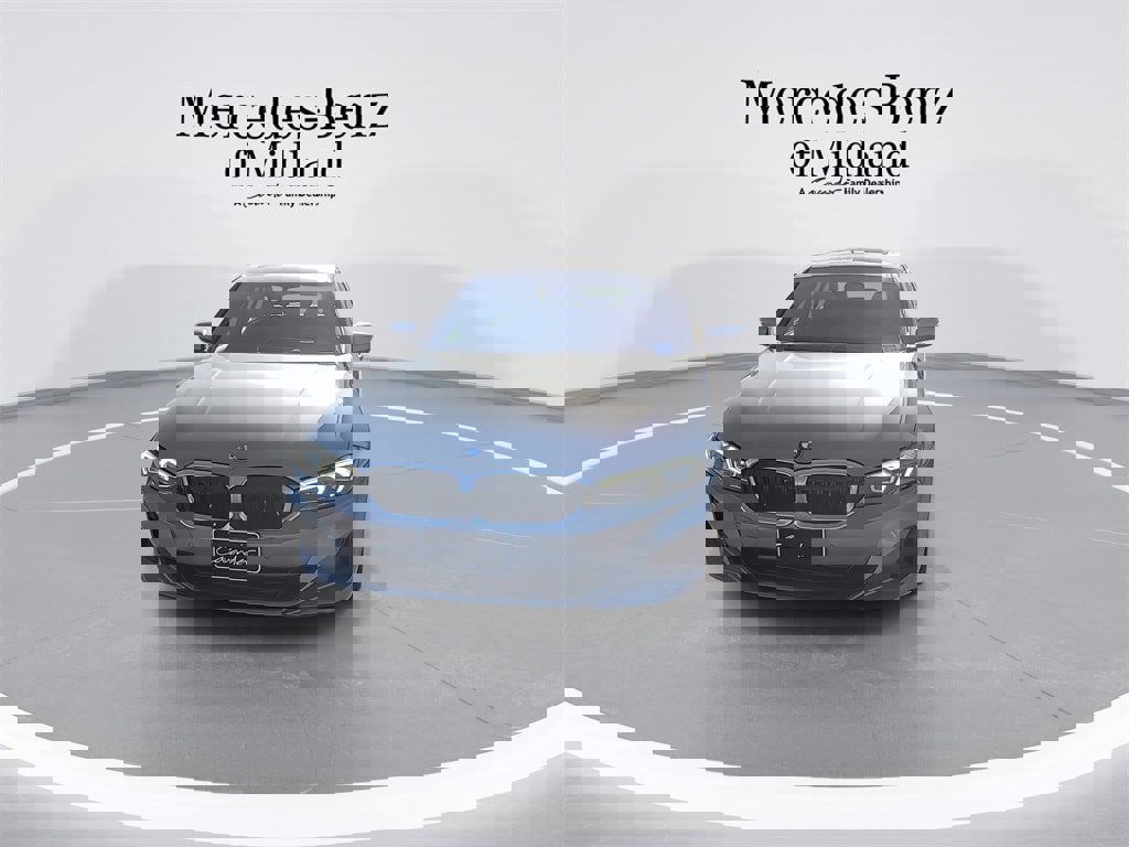 Used 2023 BMW 330i Sedan image 3