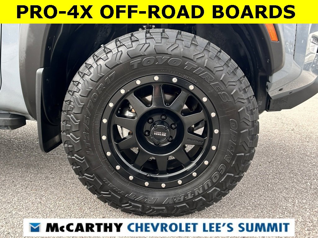 Used 2024 Nissan Frontier PRO-4X w/ Technology Package image 18
