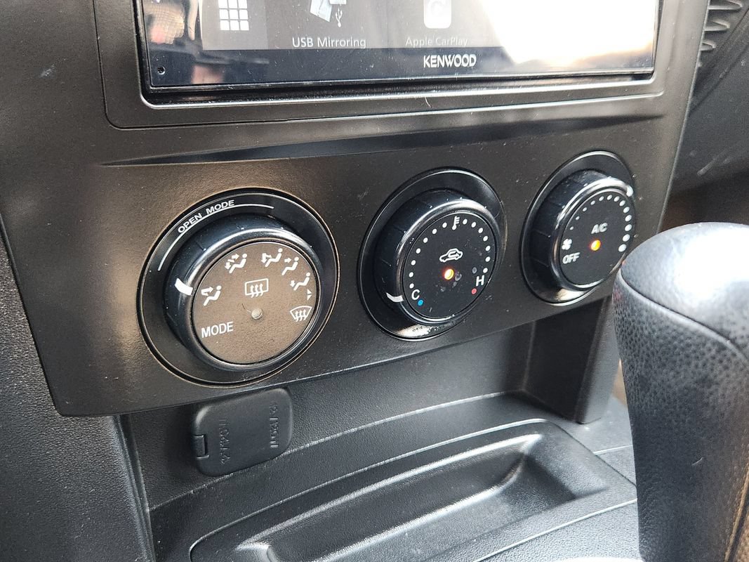 Used 2008 MAZDA MX-5 Miata Sport RWD image 20