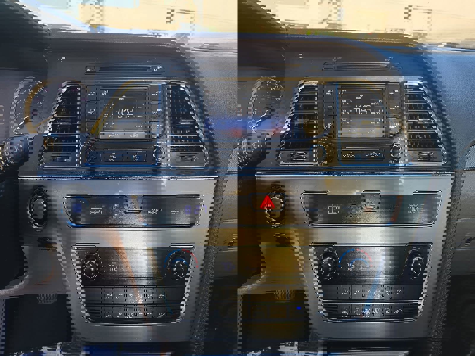 Used 2016 Hyundai Sonata SE image 25