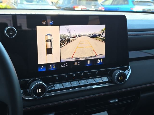 Used 2024 Chevrolet Colorado Z71 w/ Z71 Convenience Package 2 AWD/4WD image 22