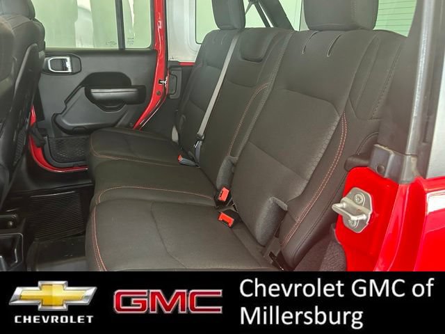Used 2020 Jeep Wrangler Unlimited Rubicon w/ Cold Weather Group AWD/4WD image 23