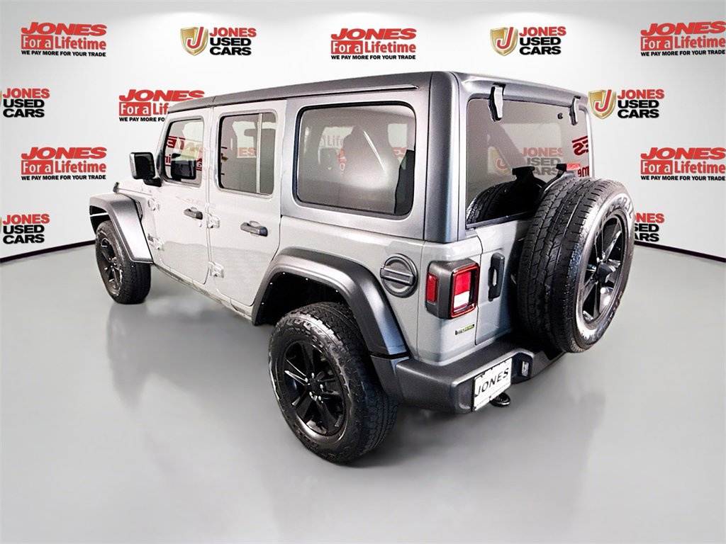 Used 2022 Jeep Wrangler Unlimited Sport image 2