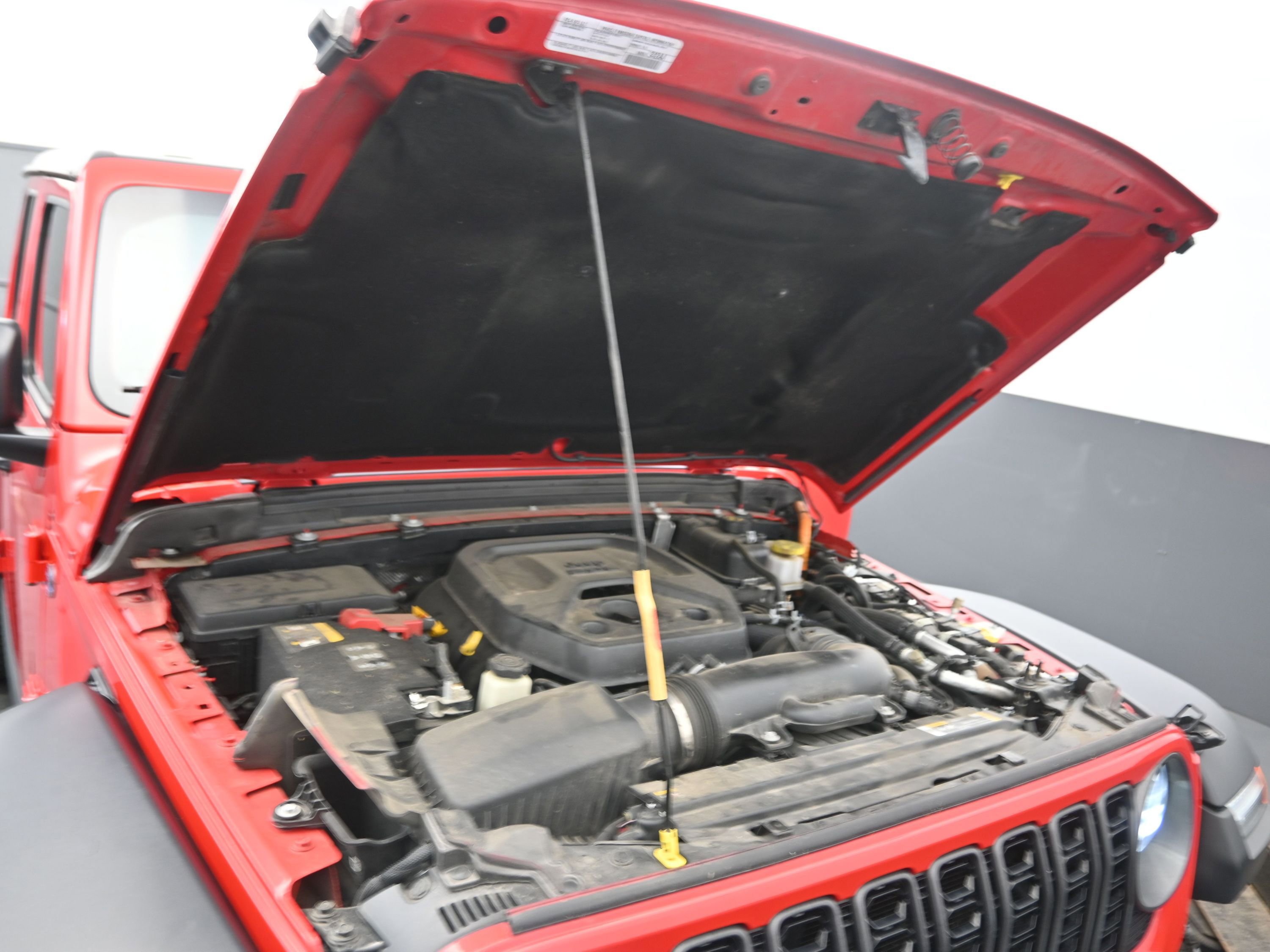 Used 2024 Jeep Wrangler Unlimited Rubicon 4xe image 24