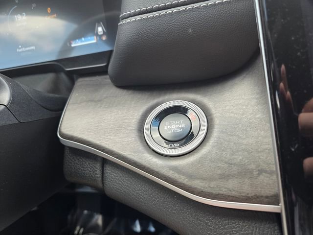 Certified 2025 Jeep Grand Cherokee Limited w/ Black Appearance Package image 28