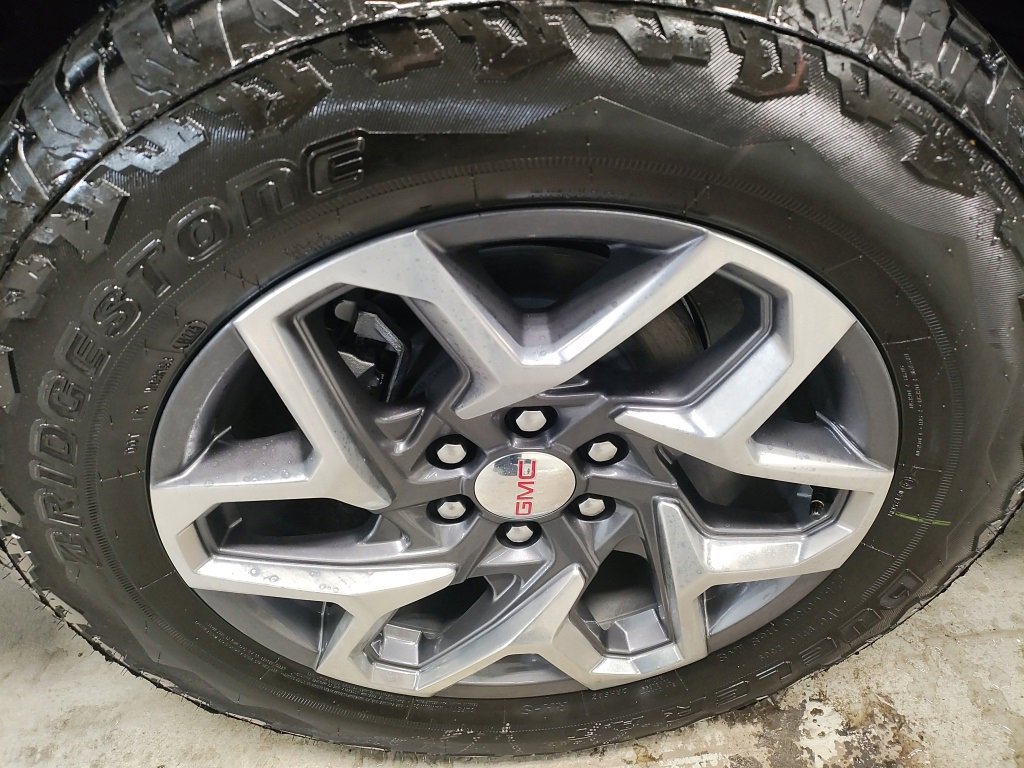 New 2026 GMC Sierra 1500 SLT w/ SLT Premium Plus Package image 3