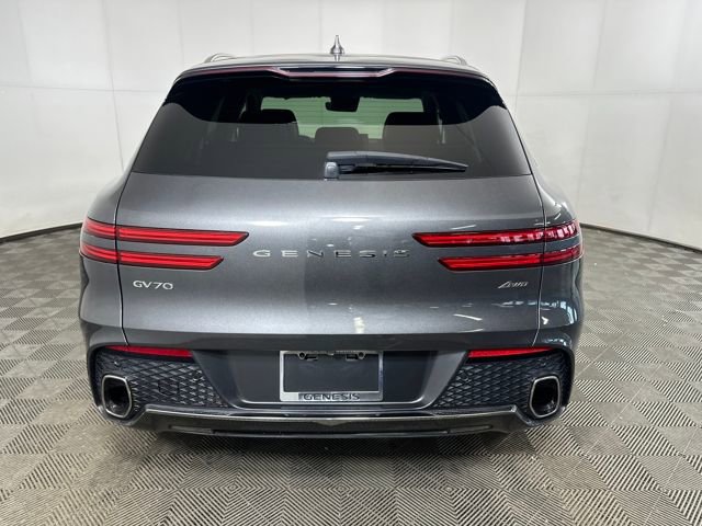 Used 2022 Genesis GV70 2.5T w/ Select Package image 4