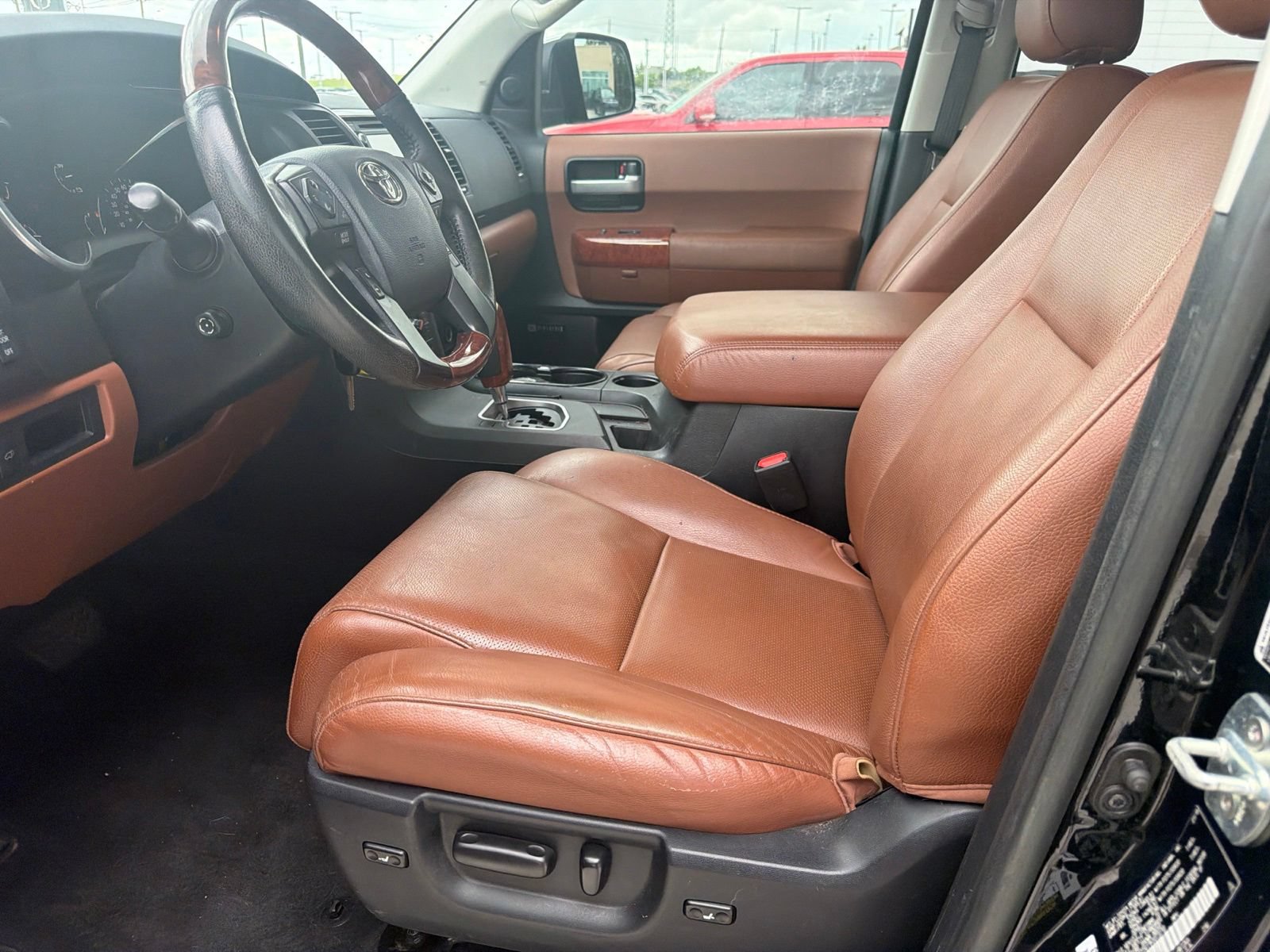Used 2019 Toyota Sequoia Platinum RWD image 15