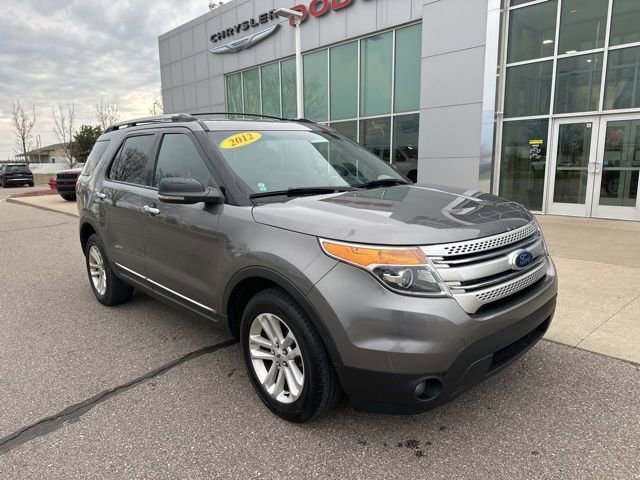 Used 2012 Ford Explorer XLT AWD/4WD image 4