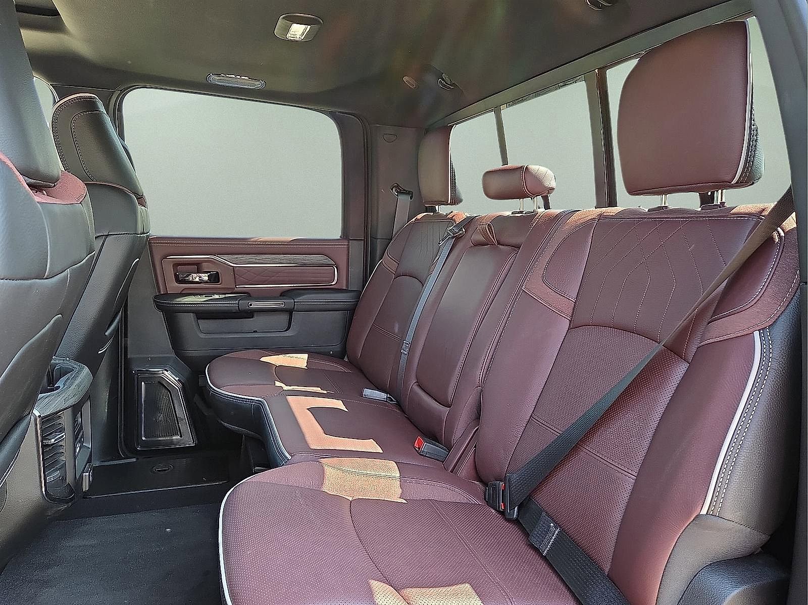 Used 2025 RAM 2500 Limited AWD/4WD image 7