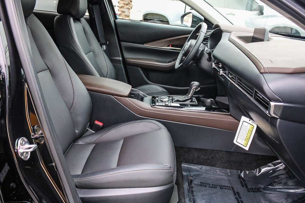 Certified 2025 MAZDA CX-30 AWD 2.5 S w/ Premium Package image 16