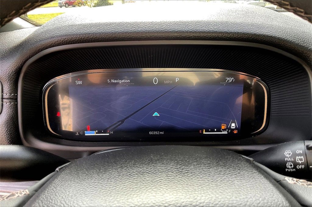 Used 2024 Jeep Wagoneer Series II w/ Flexible Seating Group image 20