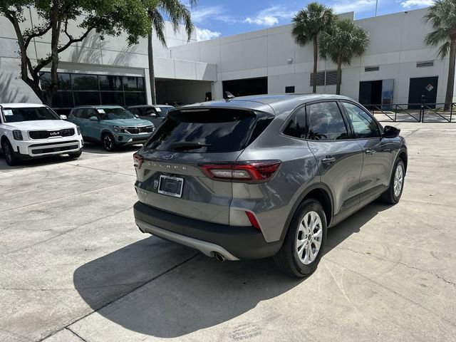 Used 2025 Ford Escape Active FWD image 40