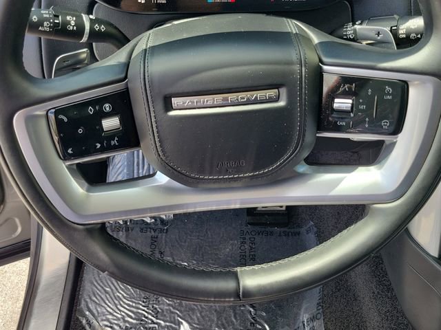 Used 2024 Land Rover Range Rover SE image 25