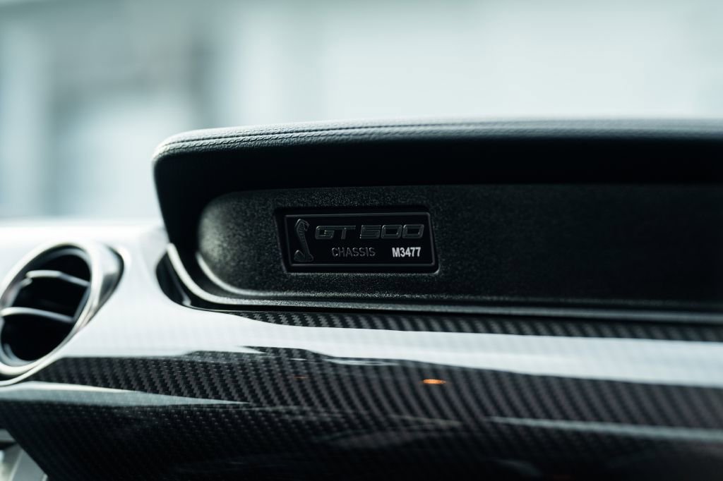 Used 2021 Ford Mustang Shelby GT500 w/ Carbon Fiber Track Pack image 25