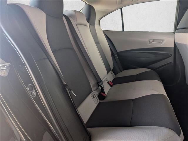 Used 2025 Toyota Corolla LE w/ LE Premium Package FWD image 19