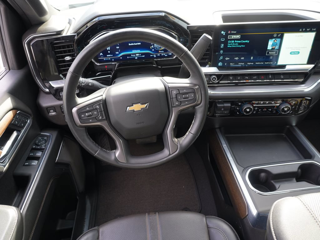 Certified 2025 Chevrolet Silverado 3500 High Country w/ High Country Premium Package AWD/4WD image 20