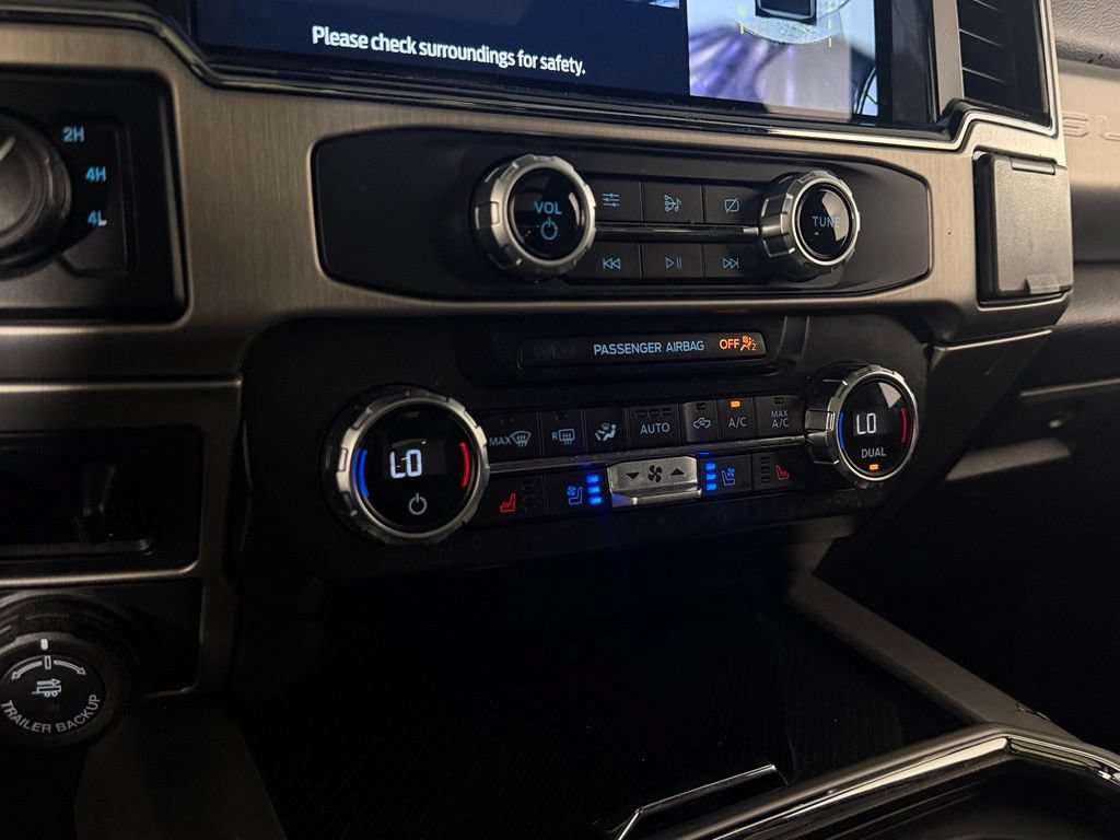 Used 2022 Ford F350 Platinum AWD/4WD image 18