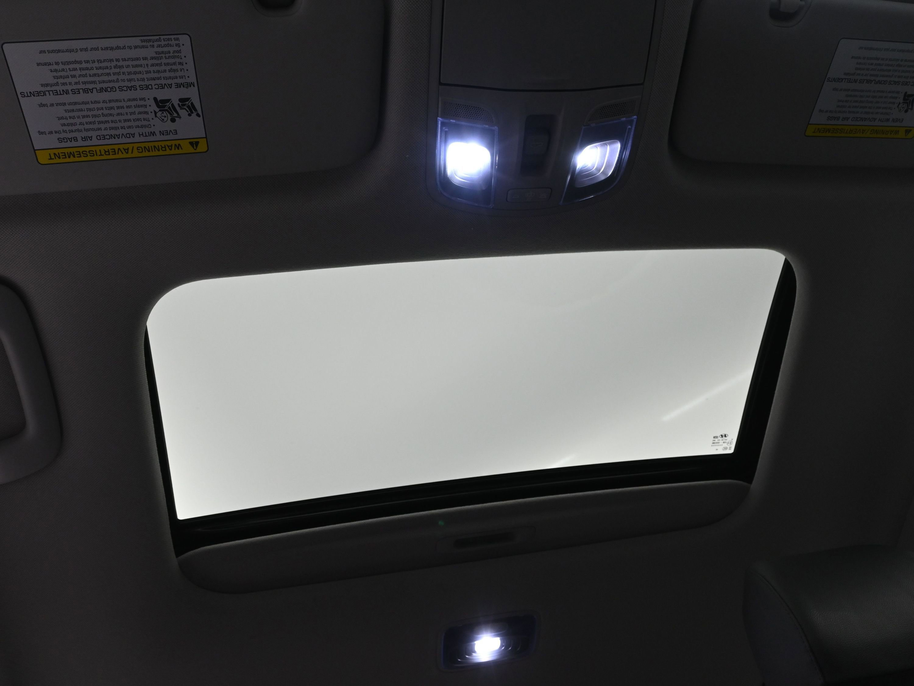 Used 2020 Hyundai Ioniq Limited image 28