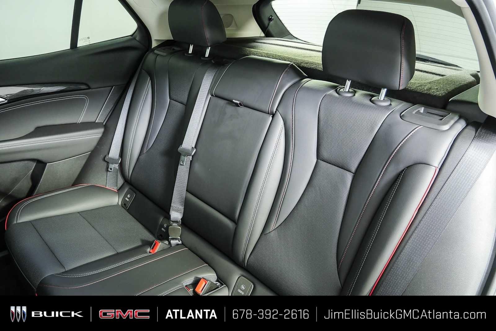 Certified 2023 Buick Envision Essence w/ Sport Touring Package AWD/4WD image 17