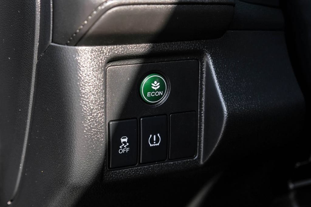 Used 2018 Honda HR-V EX image 31