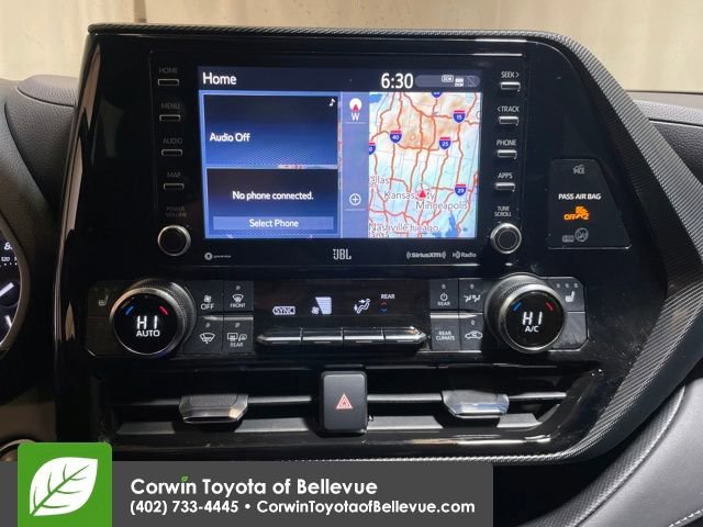 Used 2021 Toyota Highlander XSE image 18