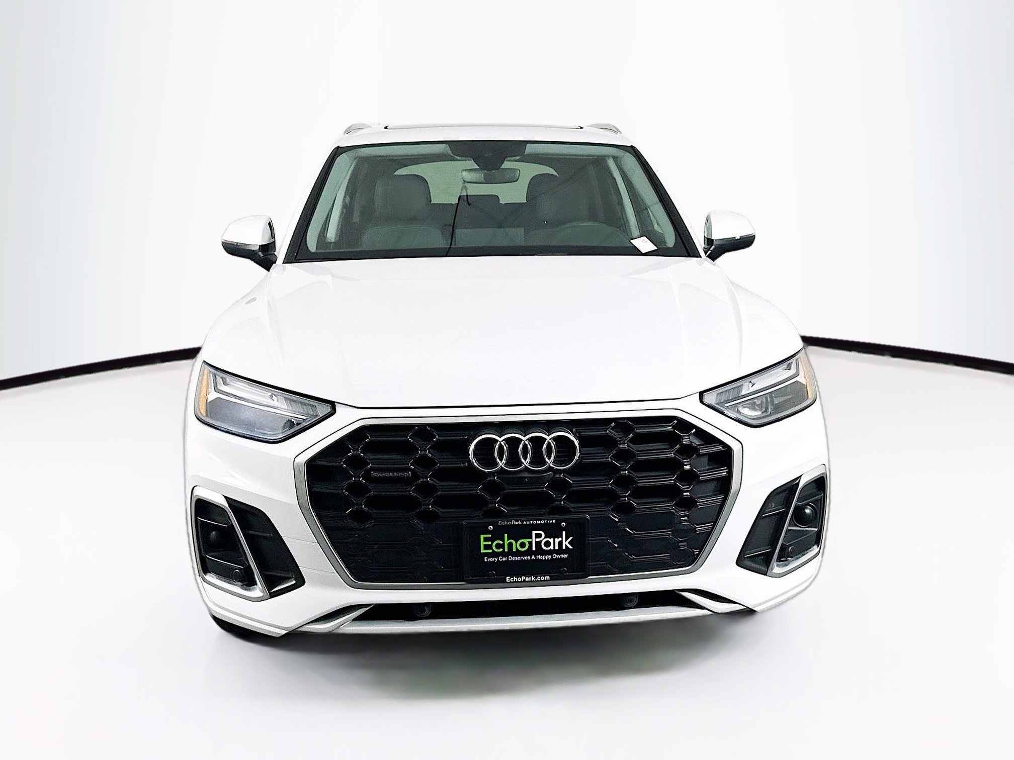 Used 2023 Audi Q5 2.0T Premium Plus w/ Premium Plus Package AWD/4WD image 2