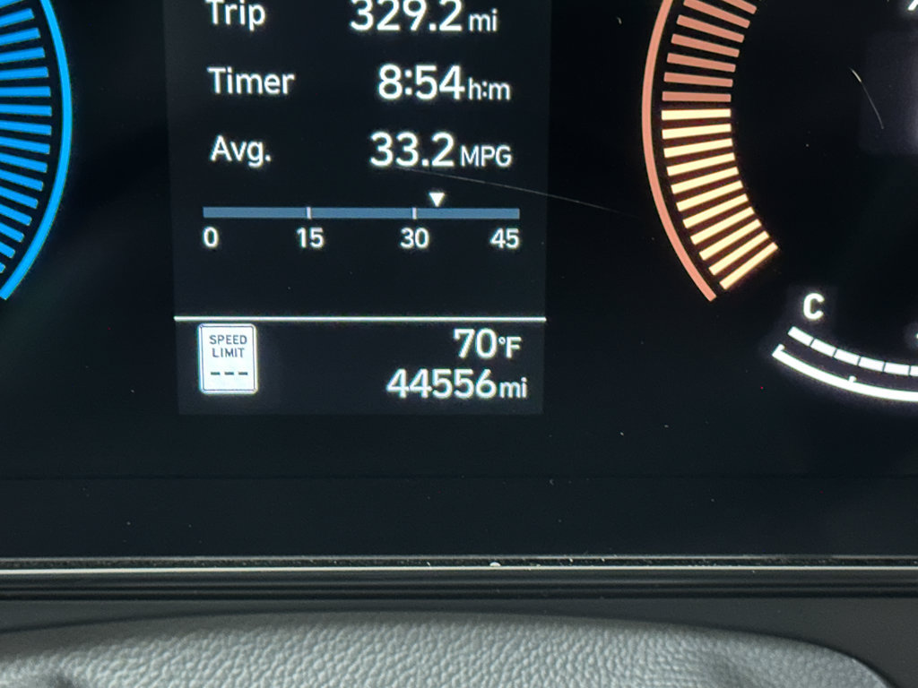 Used 2025 Hyundai Kona SEL AWD/4WD image 42