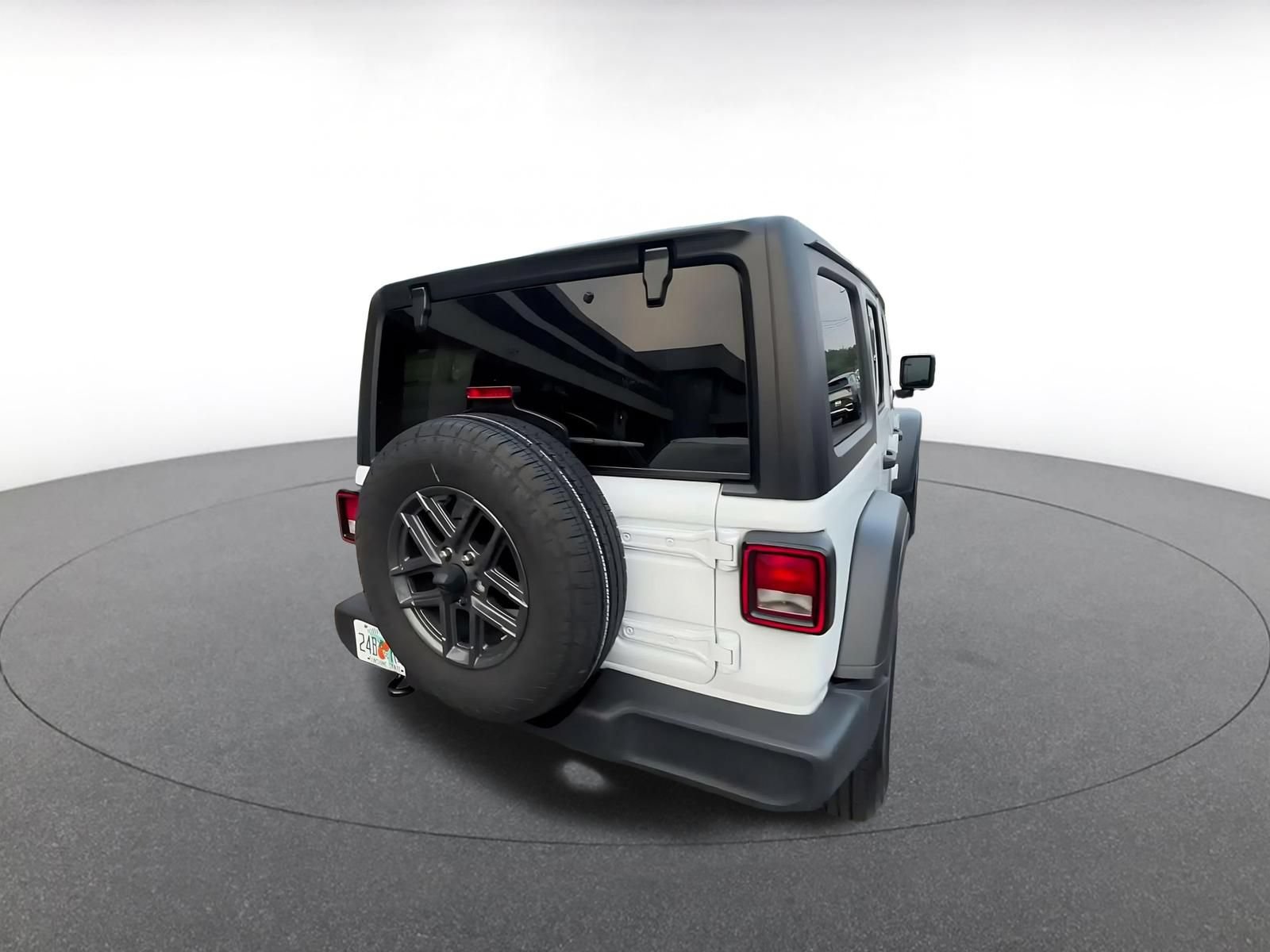 Used 2025 Jeep Wrangler Unlimited Sport AWD/4WD image 13