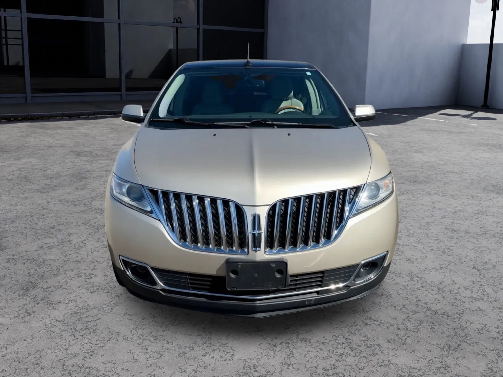 Used 2011 Lincoln MKX AWD w/ 102A Rapid Spec Order Code image 7