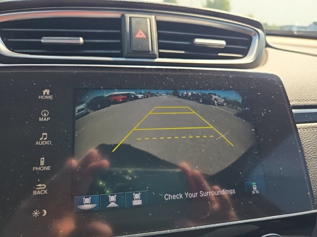 Used 2017 Honda CR-V Touring image 2