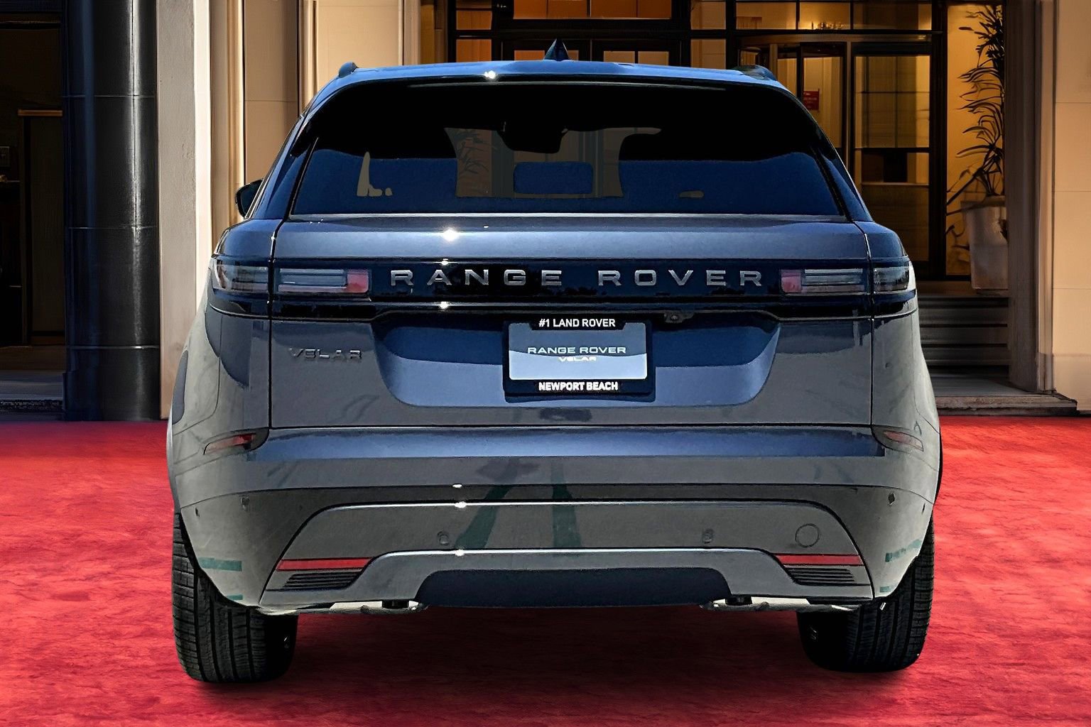 New 2026 Land Rover Range Rover Velar Dynamic SE image 4