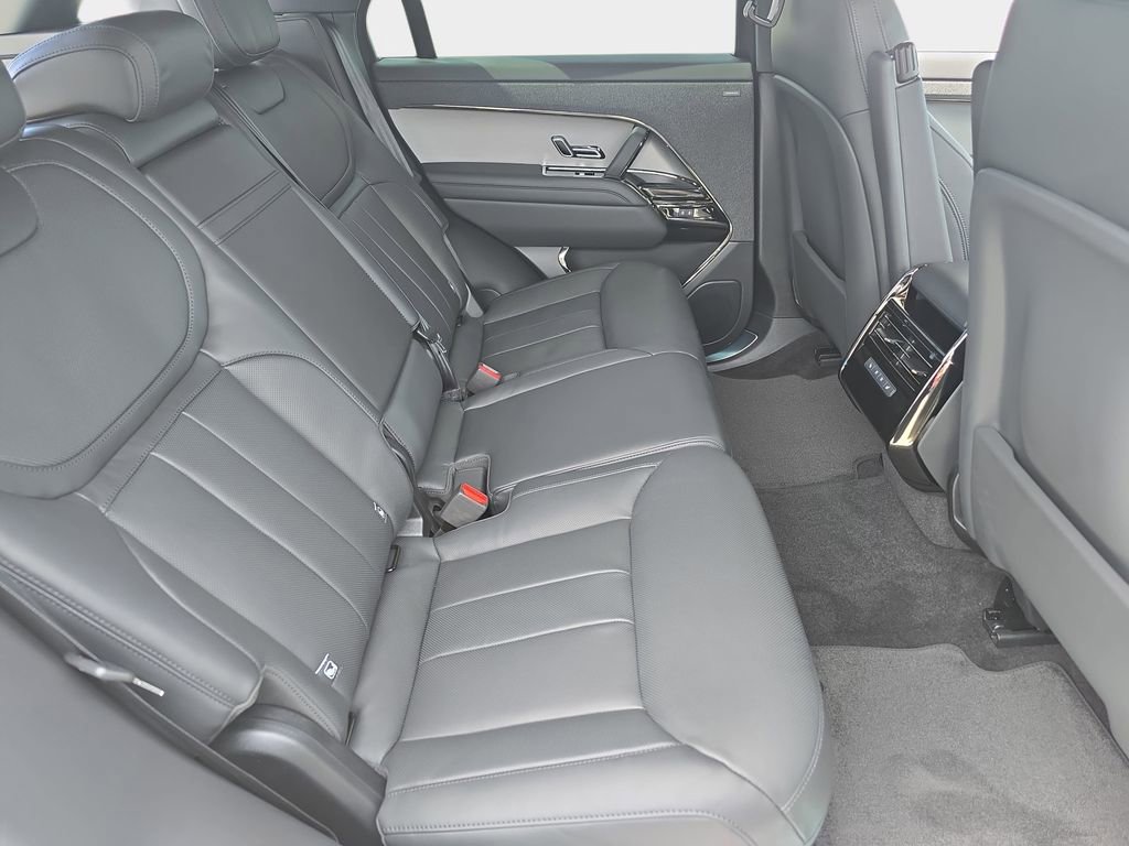 New 2026 Land Rover Range Rover Sport Dynamic SE AWD/4WD image 11