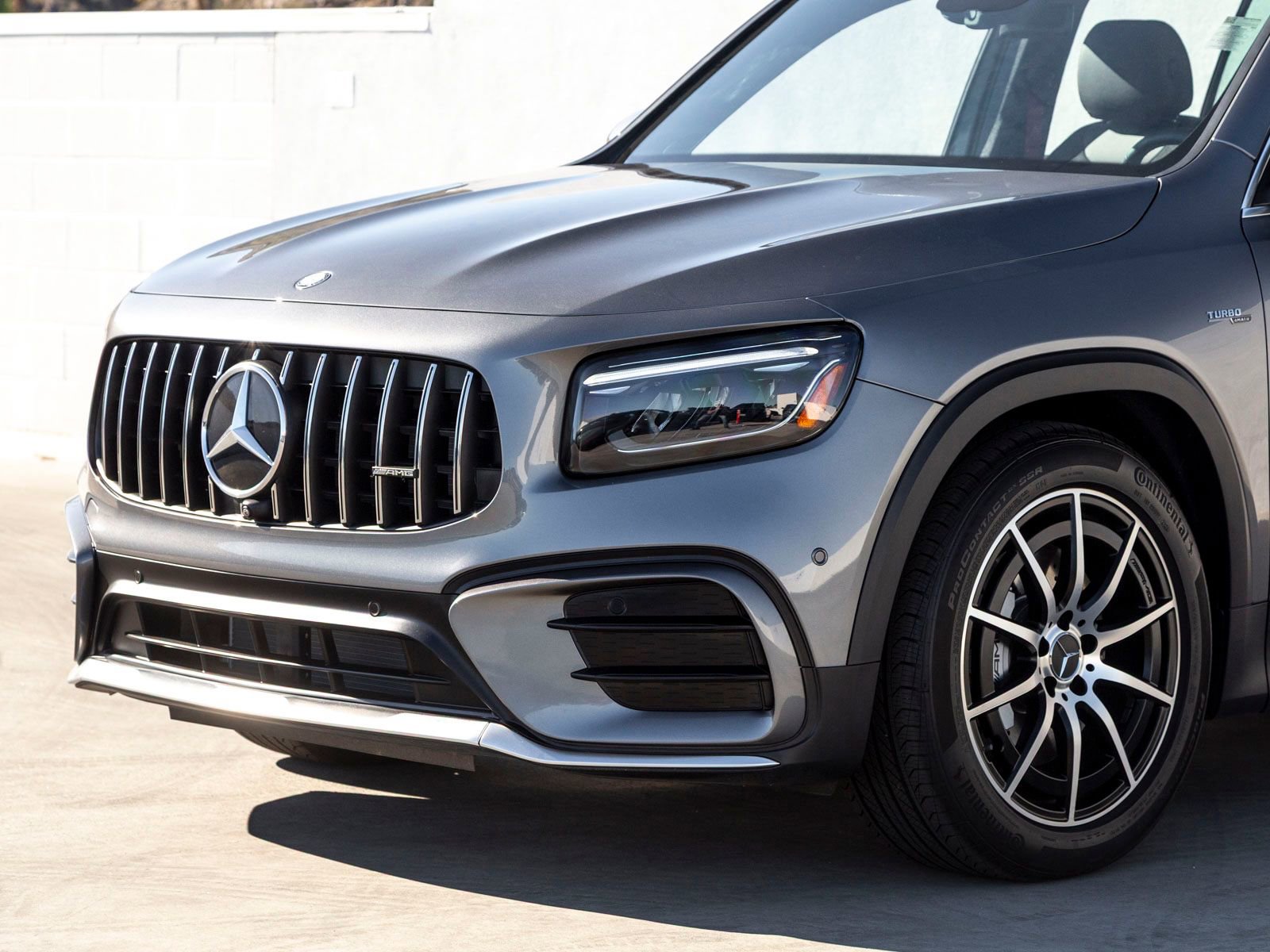 New 2025 Mercedes-Benz GLB 35 AMG 4MATIC image 6