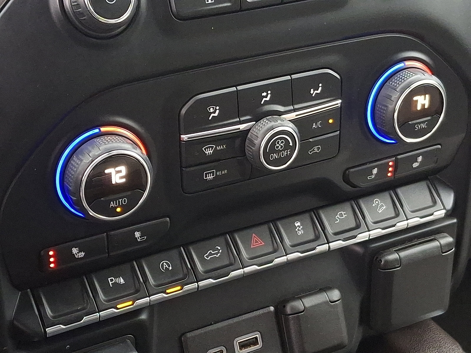 Used 2019 Chevrolet Silverado 1500 LT Trail Boss AWD/4WD image 15