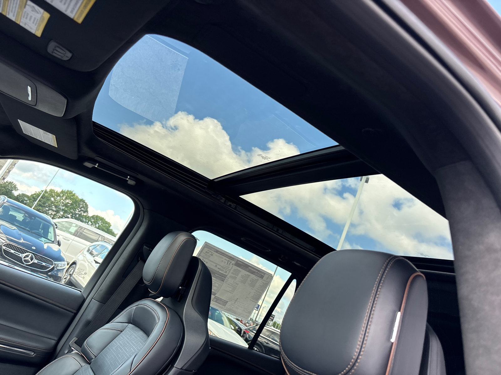 New 2027 Lincoln Navigator Black Label AWD/4WD image 25