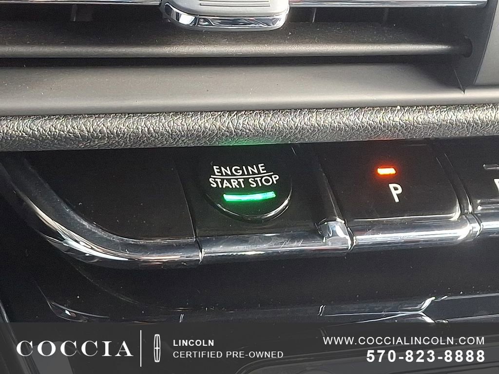 Used 2024 Lincoln Corsair AWD image 24