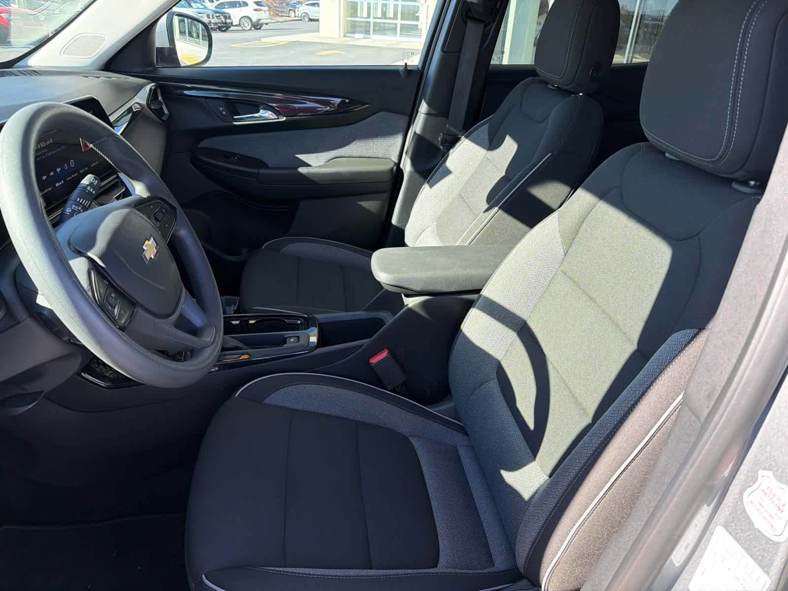 Used 2025 Chevrolet TrailBlazer LT image 15