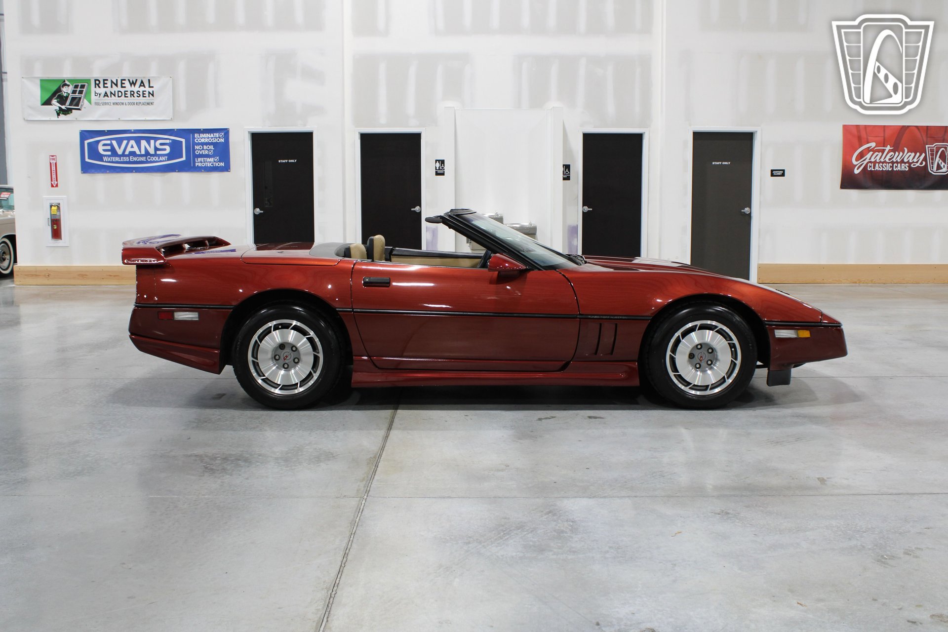 Used 1987 Chevrolet Corvette Convertible image 23