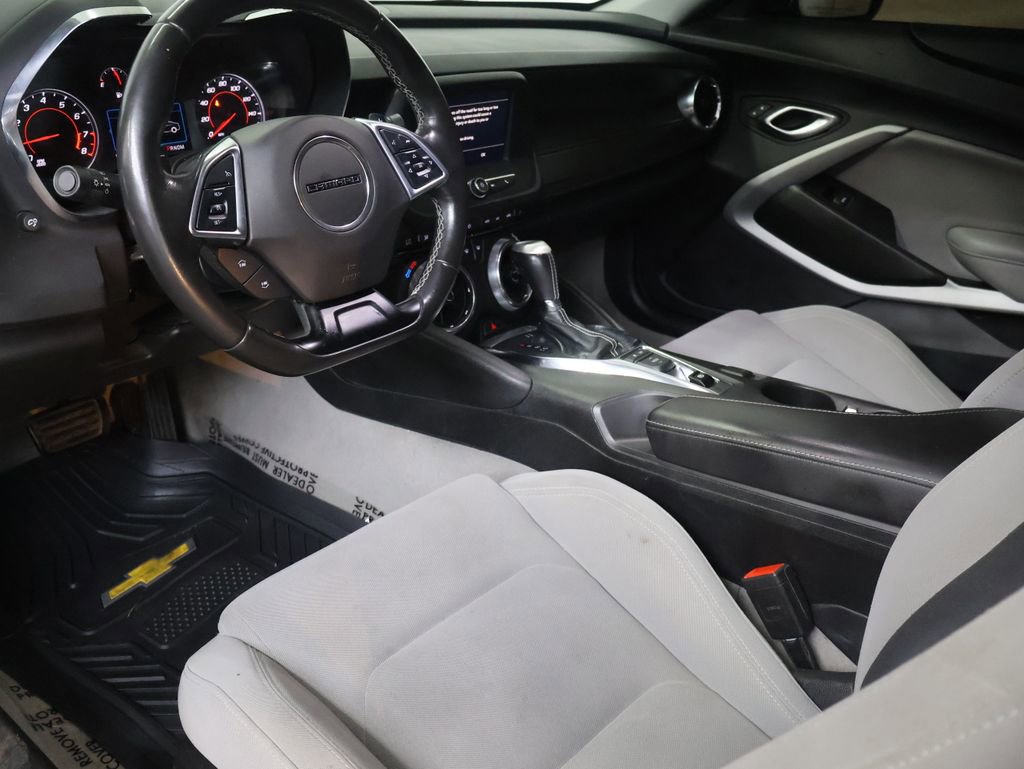 Used 2022 Chevrolet Camaro LT RWD image 17