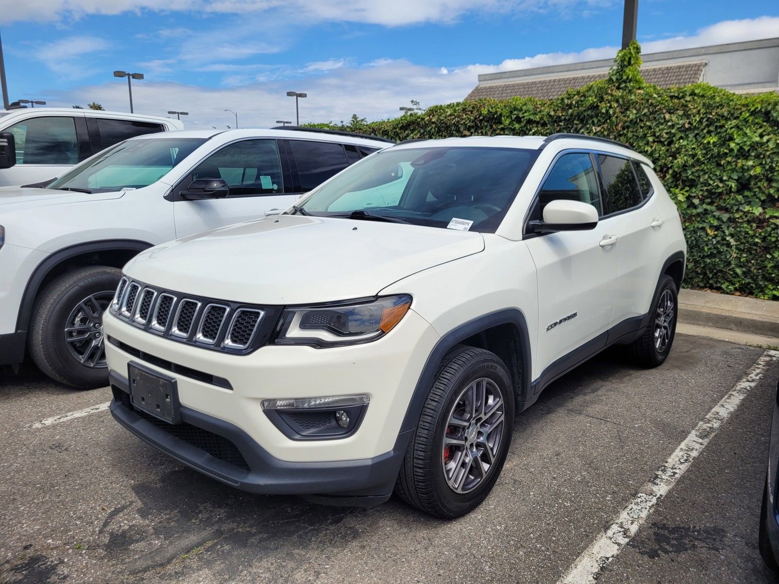 Used 2017 Jeep Compass Latitude w/ Safe & Security Group image 1