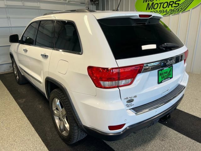 Used 2013 Jeep Grand Cherokee Overland image 4