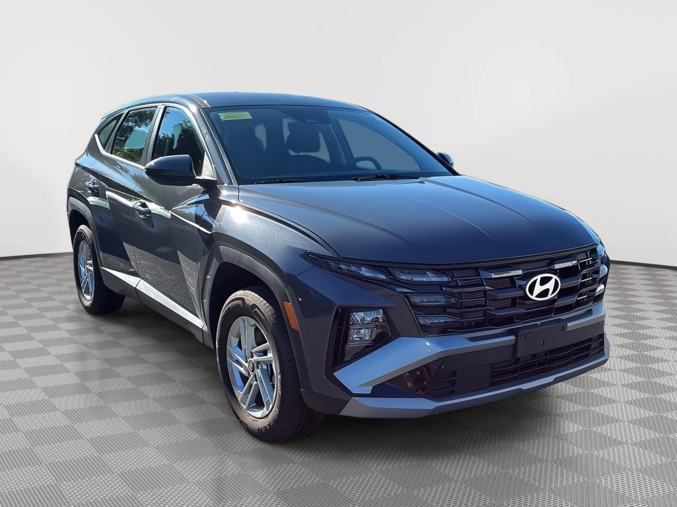 Used 2026 Hyundai Tucson SE AWD/4WD image 3